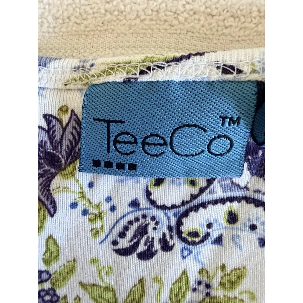 TeeCo Women's Size S/M Blue Paisley Floral 3/4 Sleeve Stretch Top Boho Casual